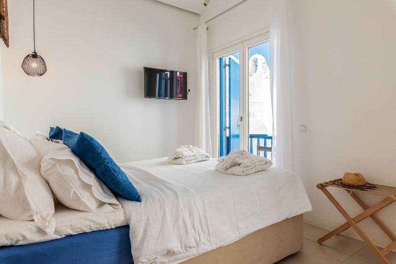 Bluetopia Suites Mykonos Town Экстерьер фото